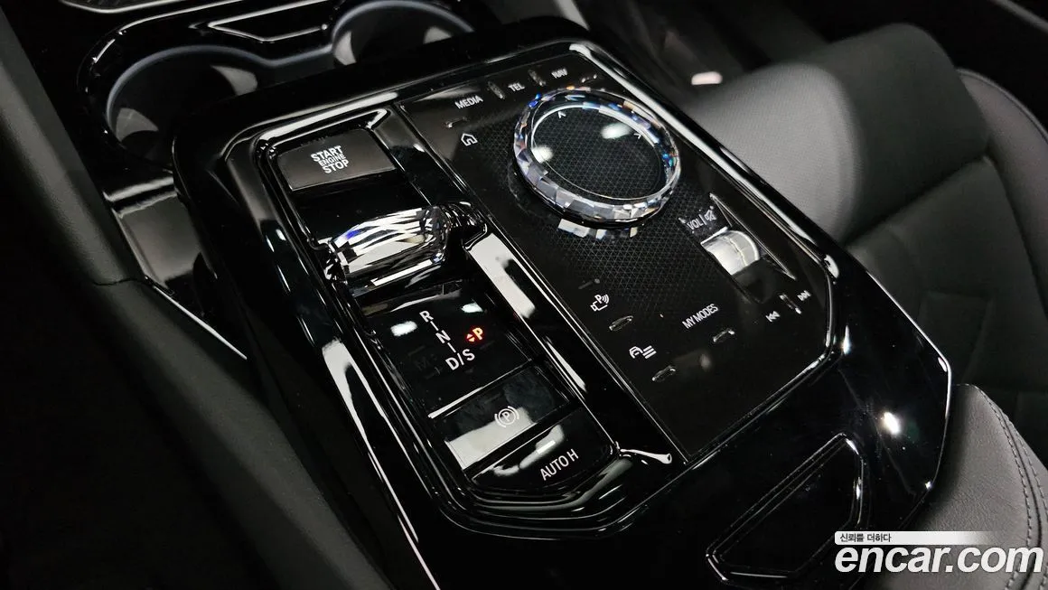 BMW 5-Series 2025 из KR, фото 5