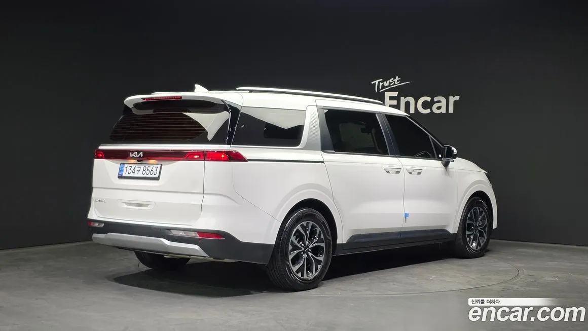 Kia Carnival 2023 из KR, фото 2