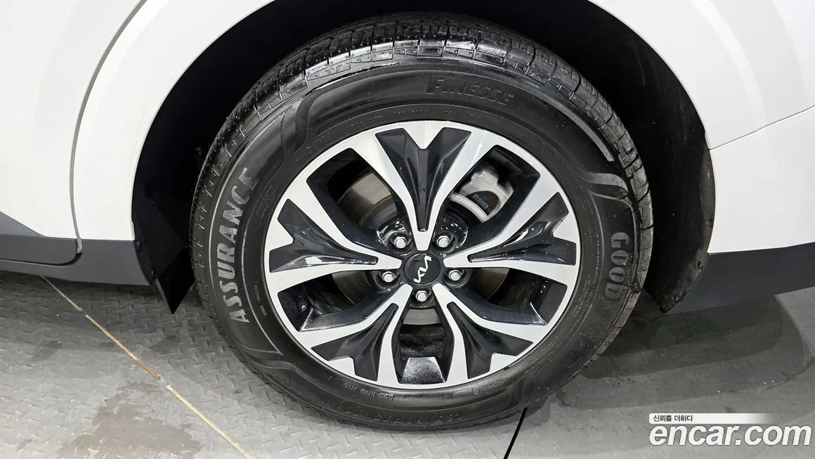 Kia Carnival 2023 из KR, фото 7