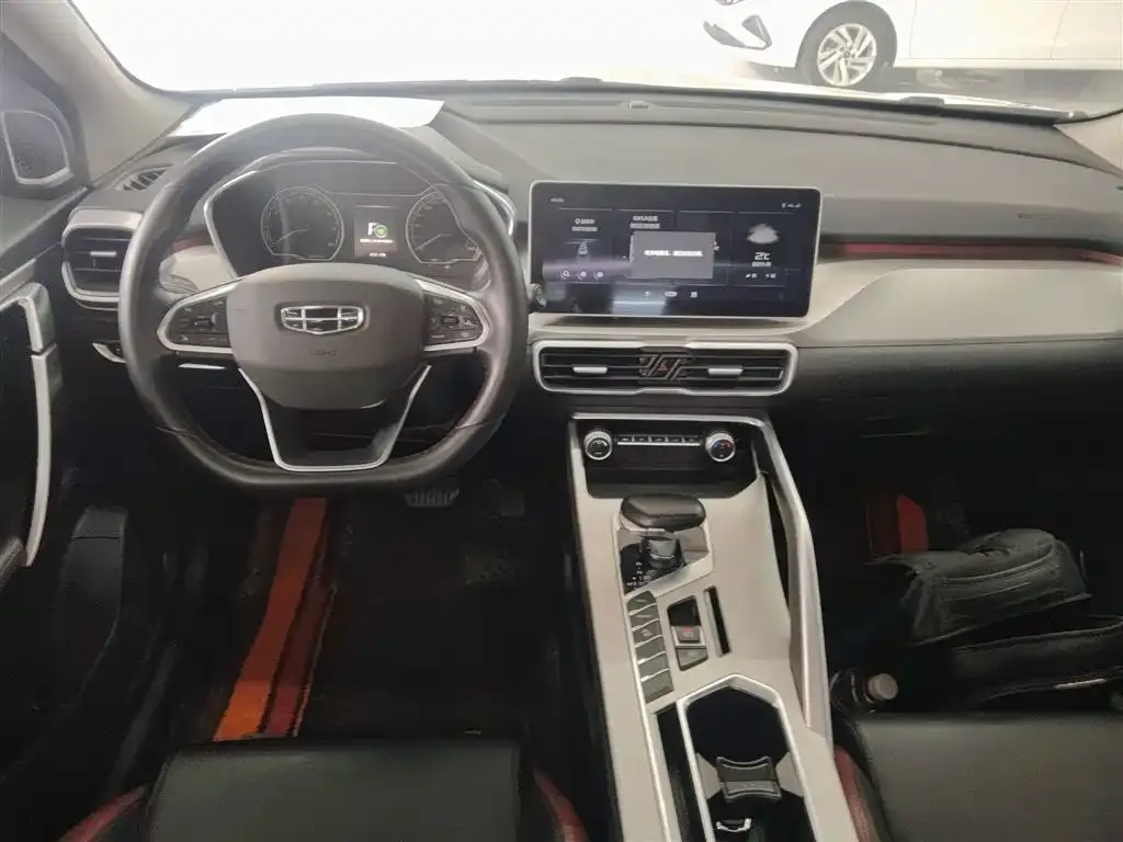 Geely Binyue 2022 из CN, фото 2