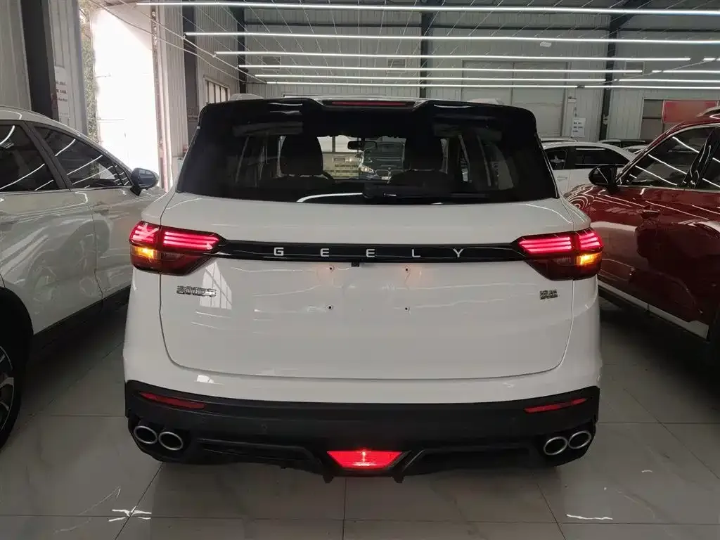 Geely Binyue 2022 из CN, фото 6