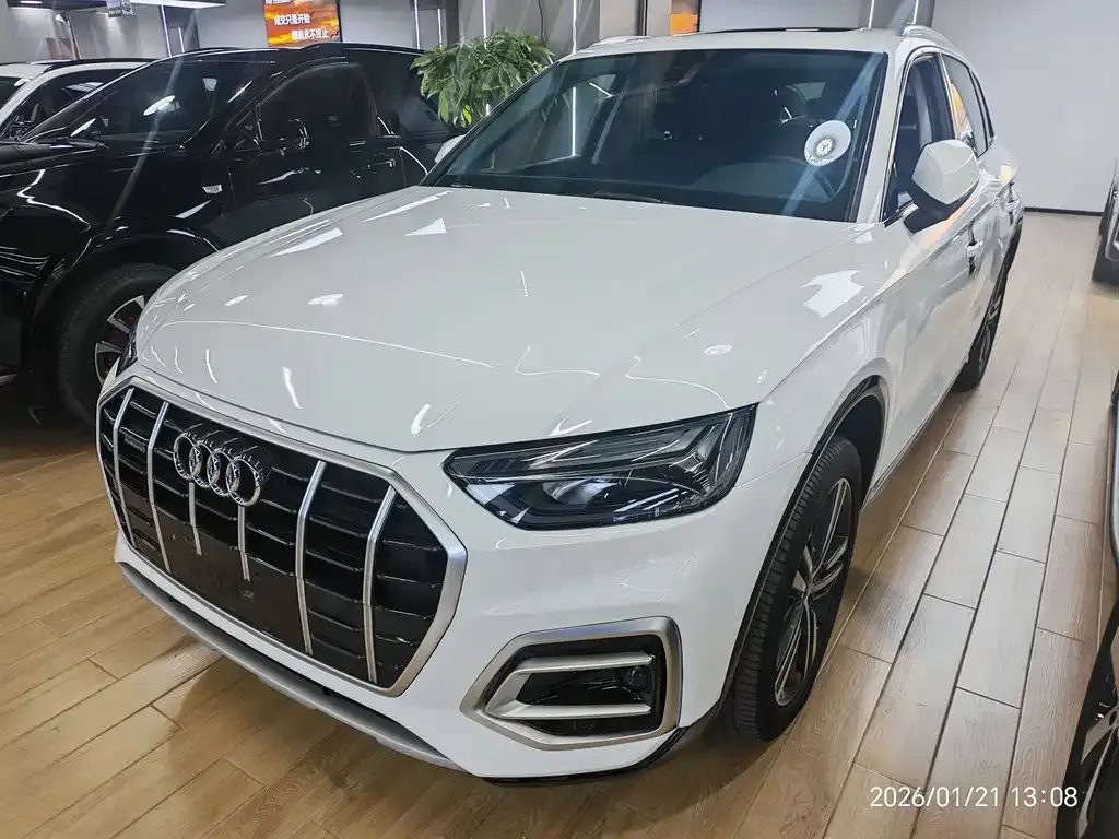 Audi Q5L 2022 из CN, фото 1