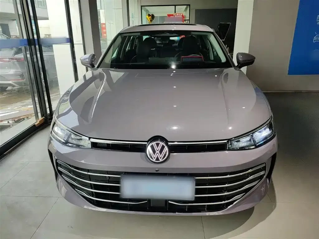 Volkswagen Passat 2024 из CN, фото 9