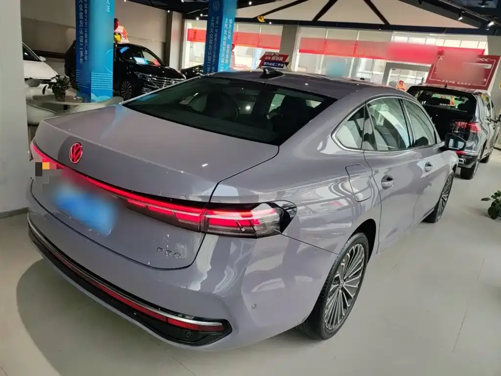 Volkswagen Passat 2024 из CN, фото 5