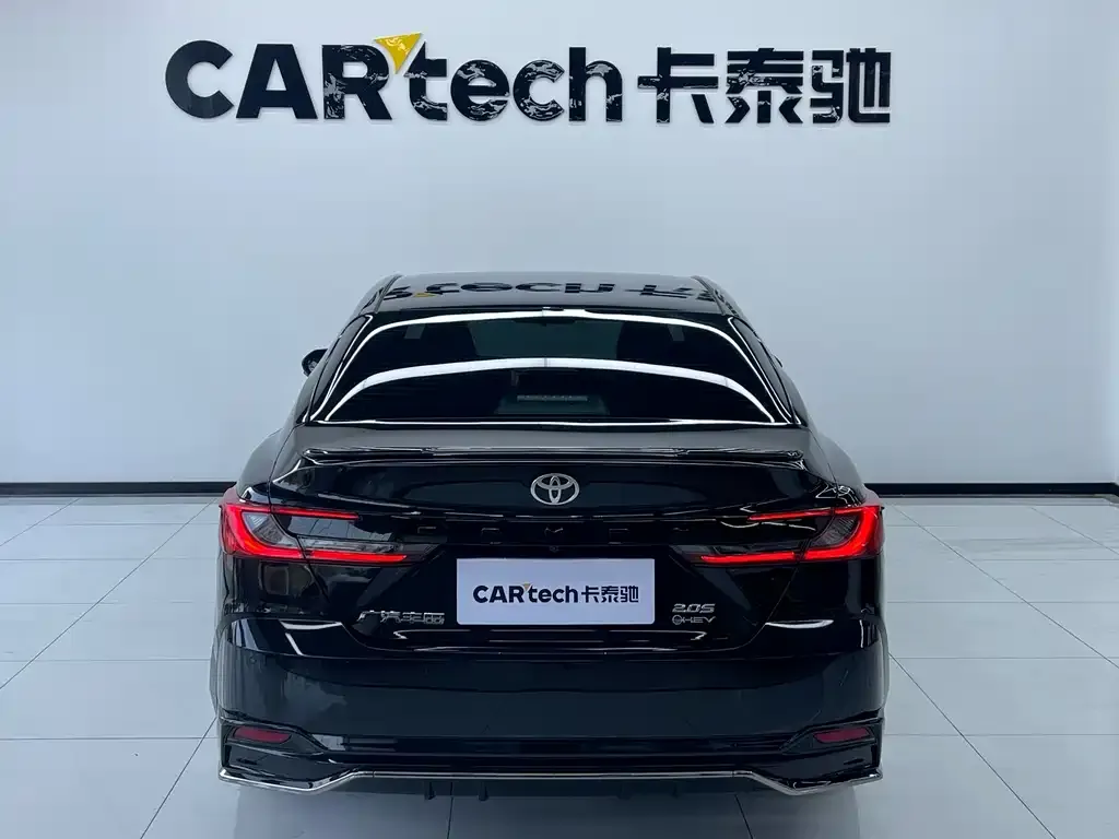 Toyota Camry 2025 из CN, фото 2