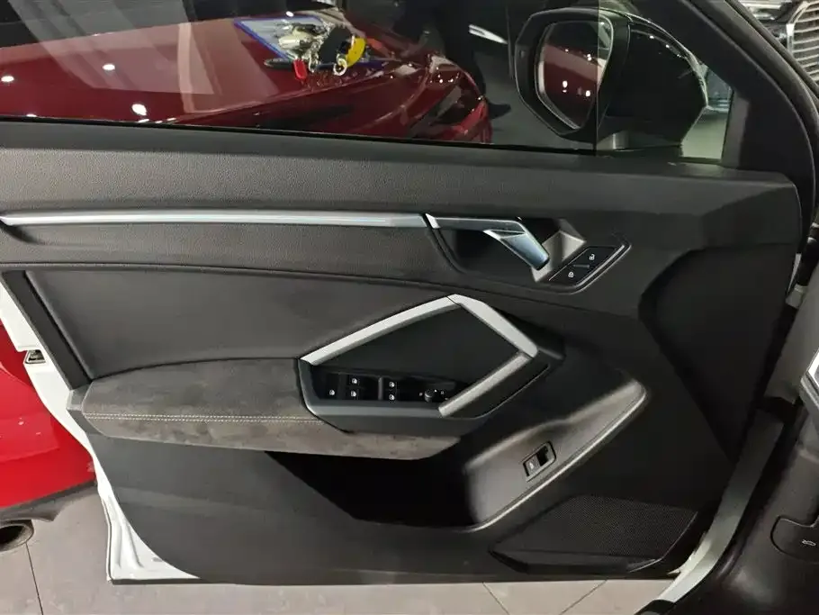Audi Q3 Sportback 2022 из CN, фото 10