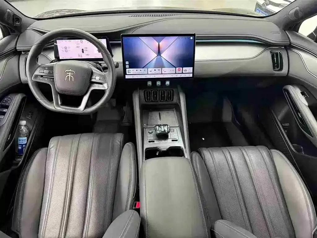 BYD L EV 2025 из CN, фото 5