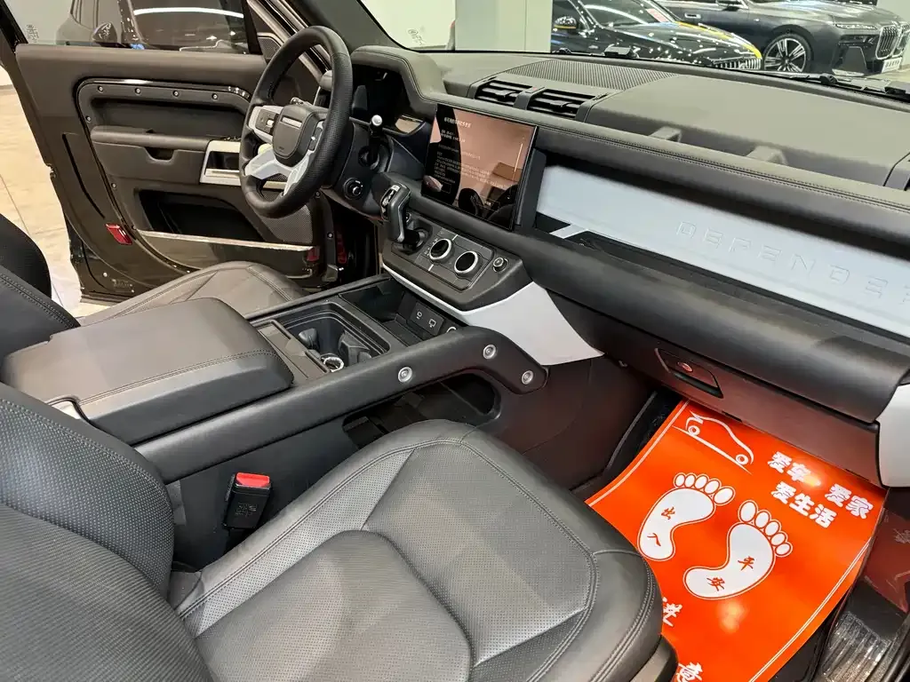 Land Rover Defender 2023 из CN, фото 8