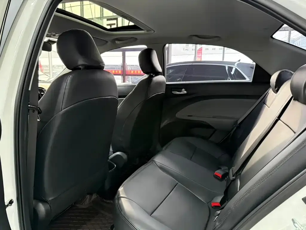 Kia Huanchi 2021 из CN, фото 3