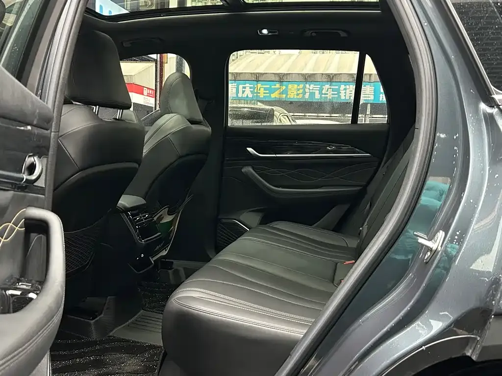 Geely Xingyue L 2025 из CN, фото 3