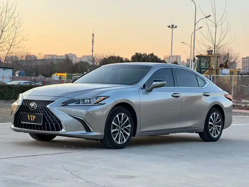 Lexus ES 2024 из CN, фото 1