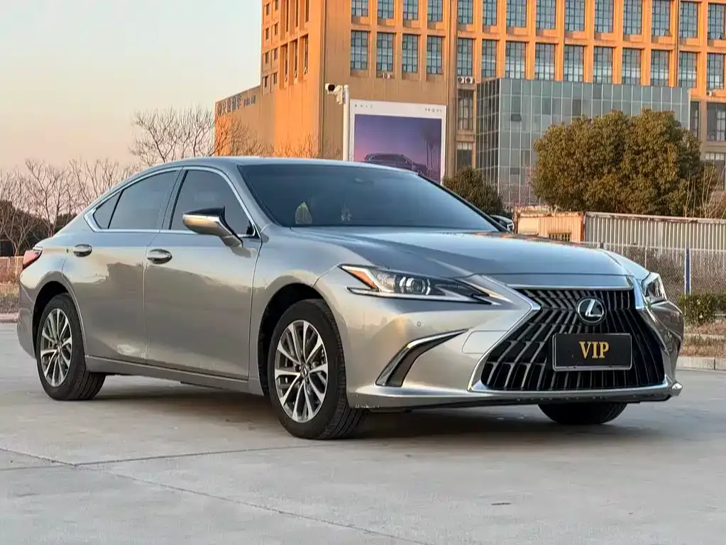 Lexus ES 2024 из CN, фото 2