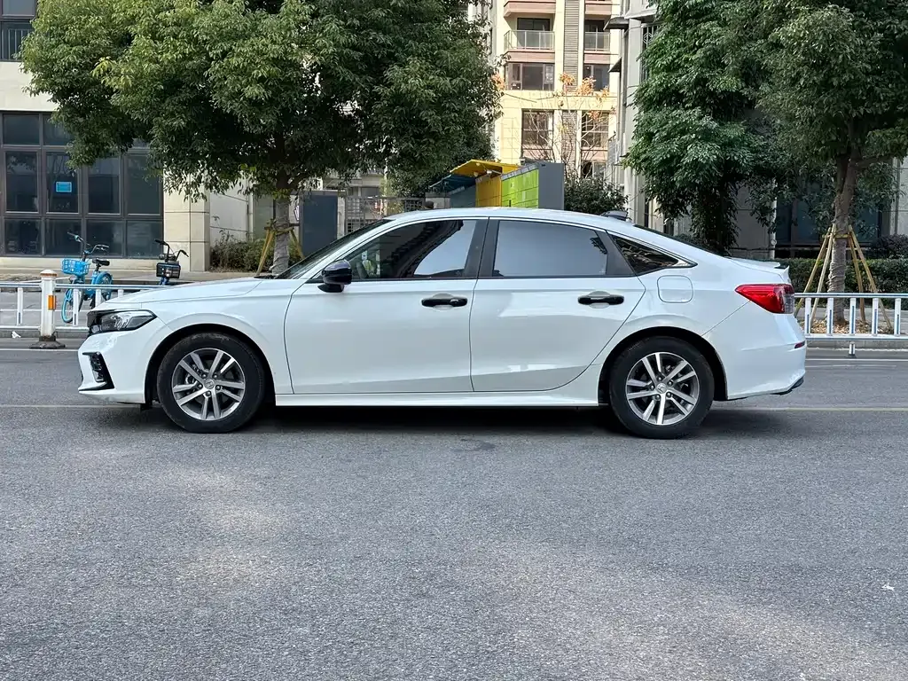 Honda Civic 2025 из CN, фото 8
