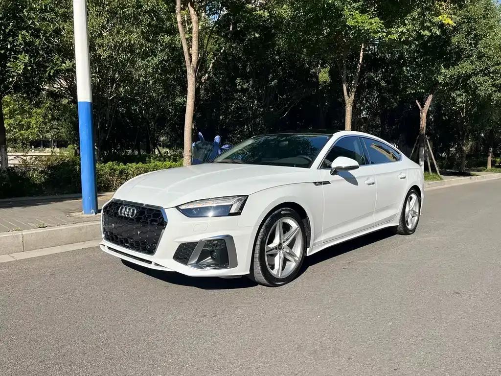 Audi A5 (Import) 2023 из CN, фото 1