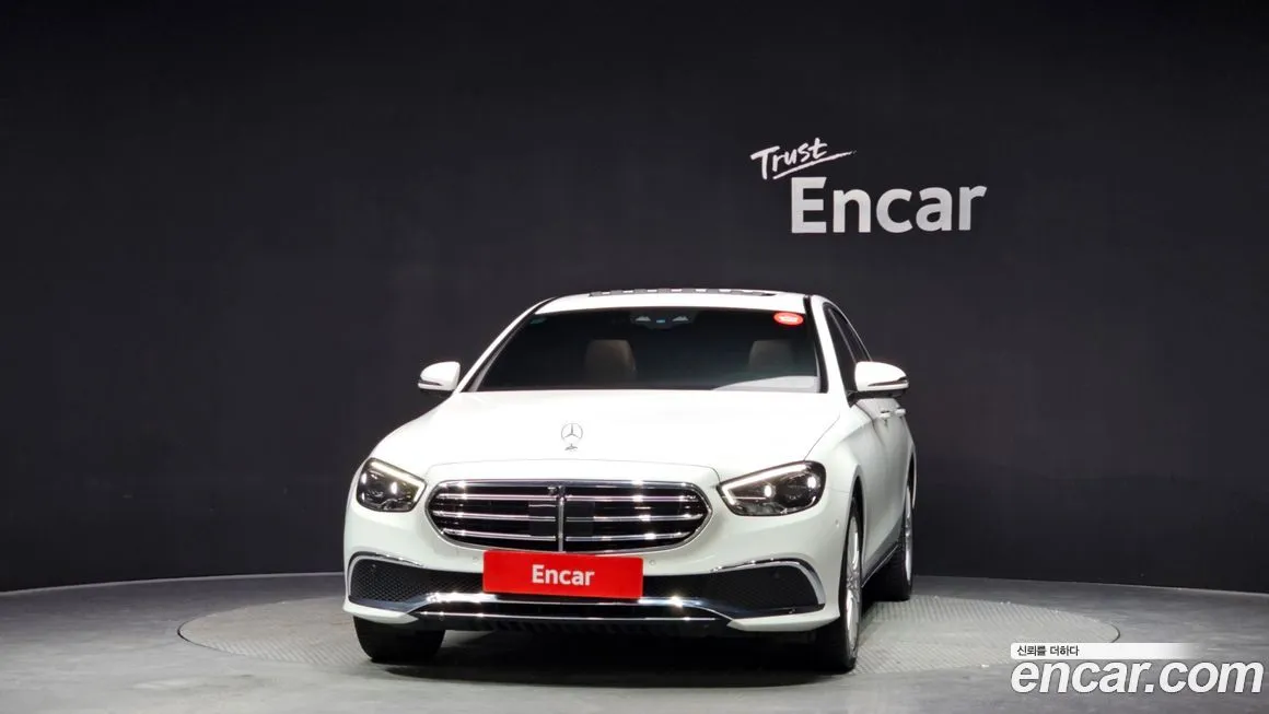 Mercedes-Benz E-Class 2022 из KR, фото 2