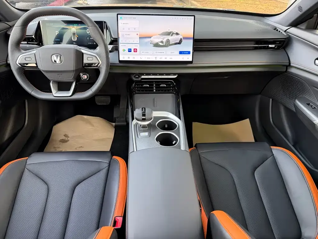 Changan UNI-V 2026 из CN, фото 6