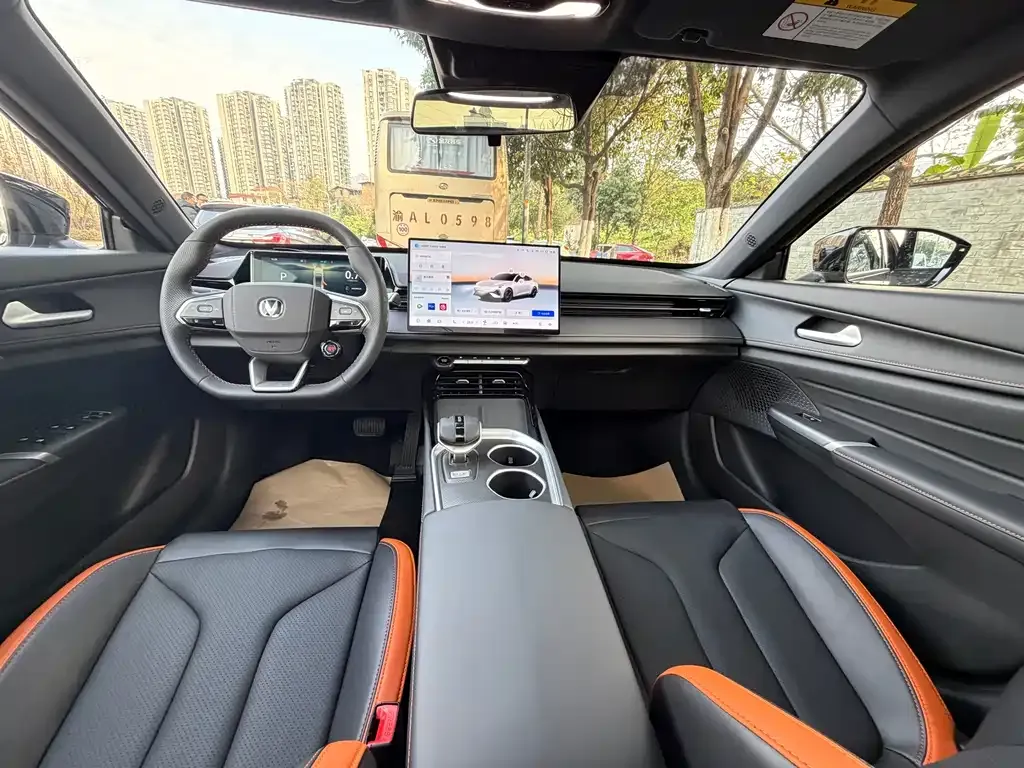 Changan UNI-V 2026 из CN, фото 2