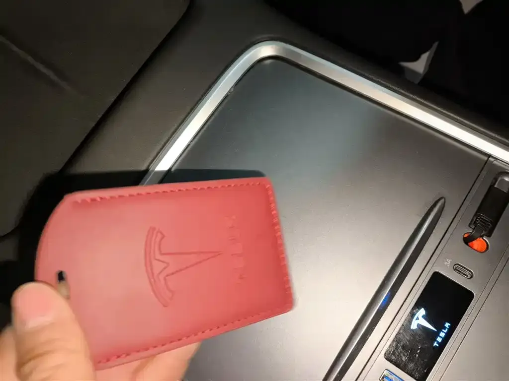 Tesla Model Y 2024 из CN, фото 2