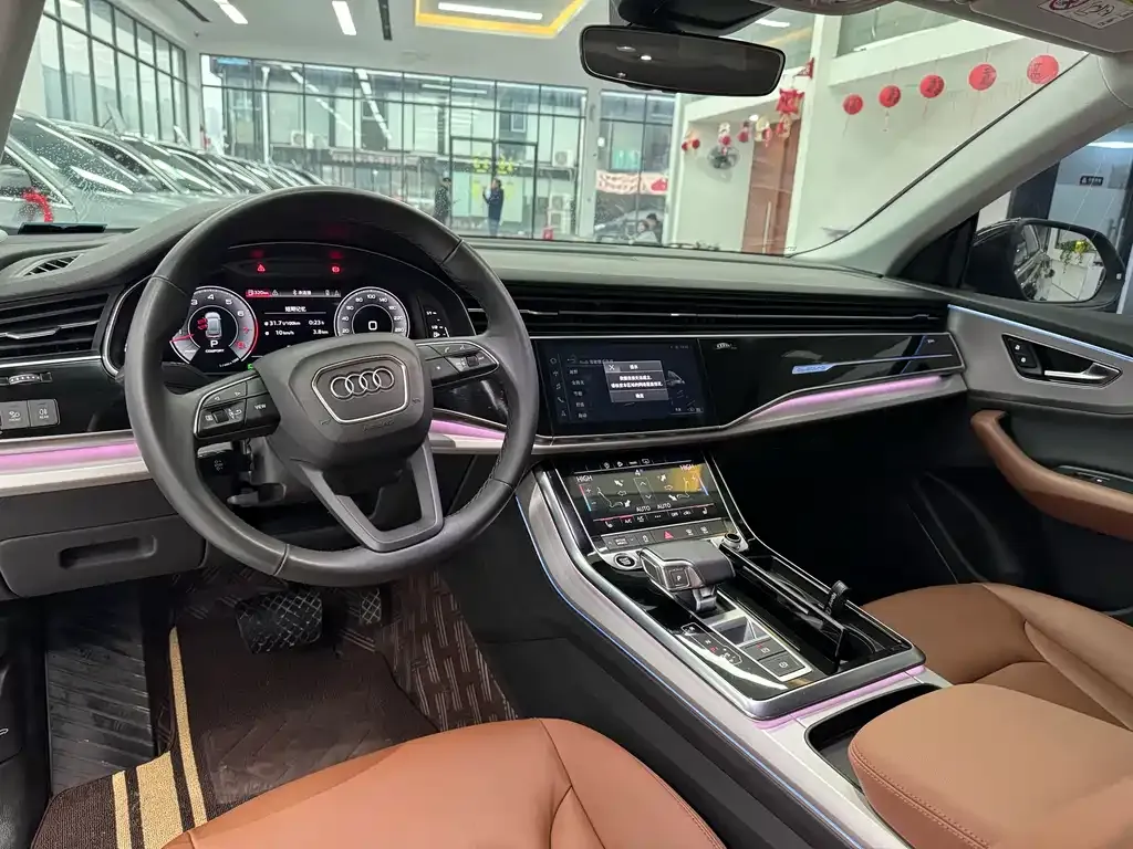 Audi Q8 2024 из CN, фото 9