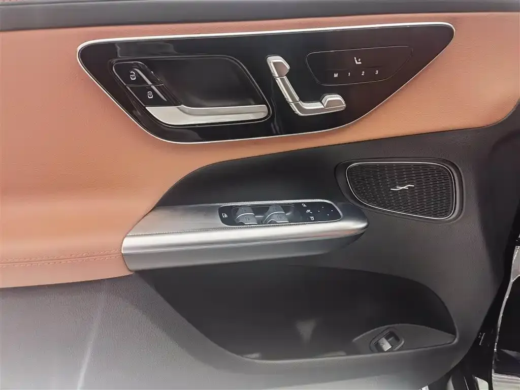 Mercedes-Benz GLC 2025 из CN, фото 4