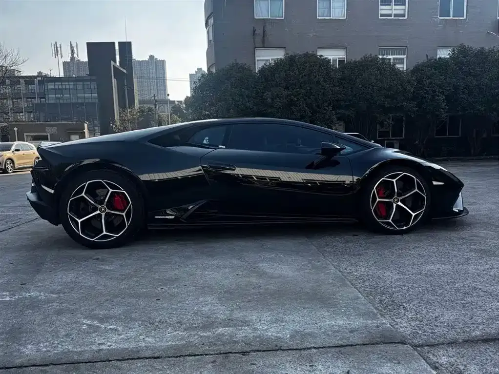 Lamborghini Huracan 2021 из CN, фото 5