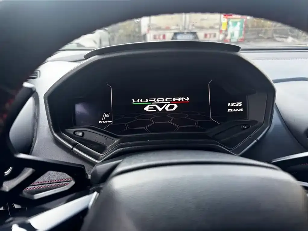 Lamborghini Huracan 2021 из CN, фото 2