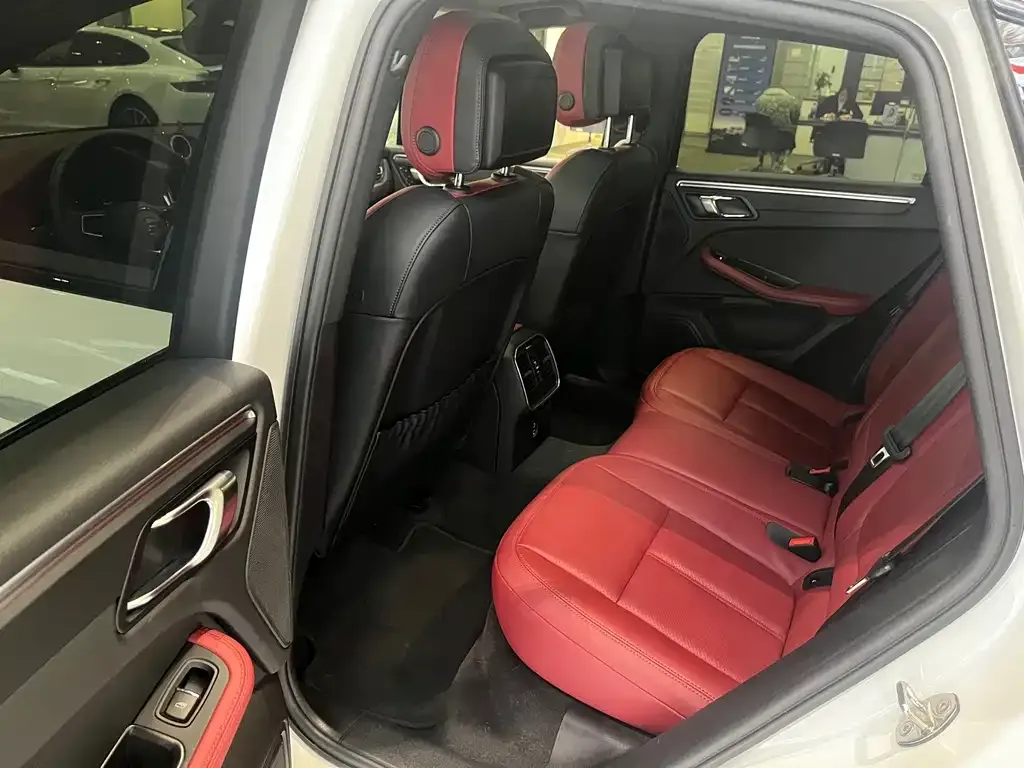 Porsche Macan 2023 из CN, фото 7