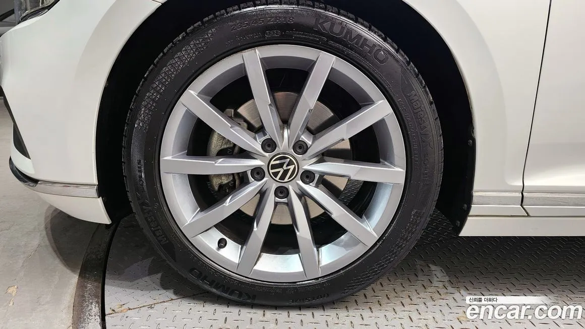 Volkswagen Passat 2022 из KR, фото 8