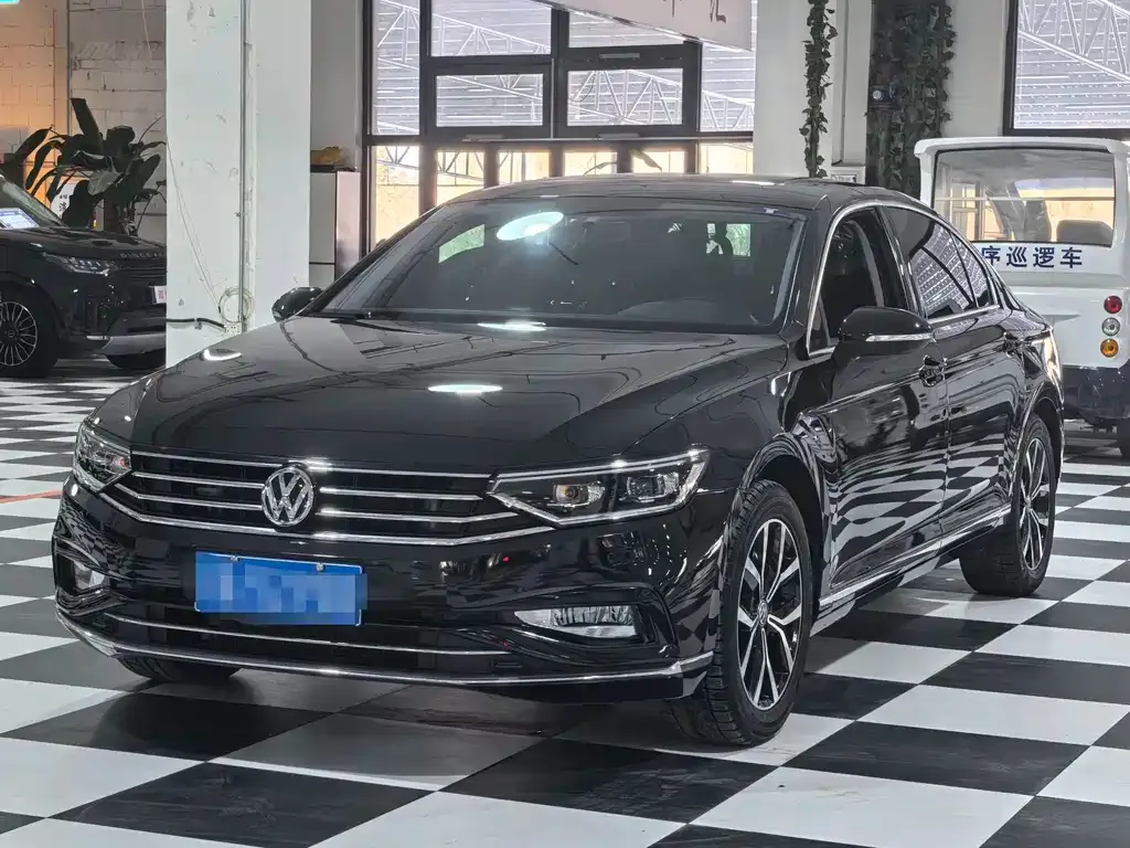 Volkswagen Magotan 2023 из CN, фото 1
