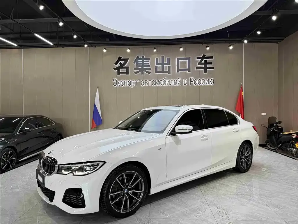 BMW 3 Series 2021 из CN, фото 1