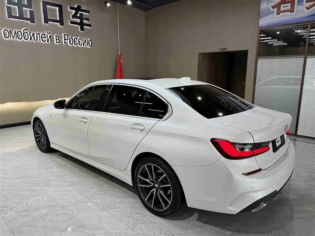 BMW 3 Series 2021 из CN, фото 9