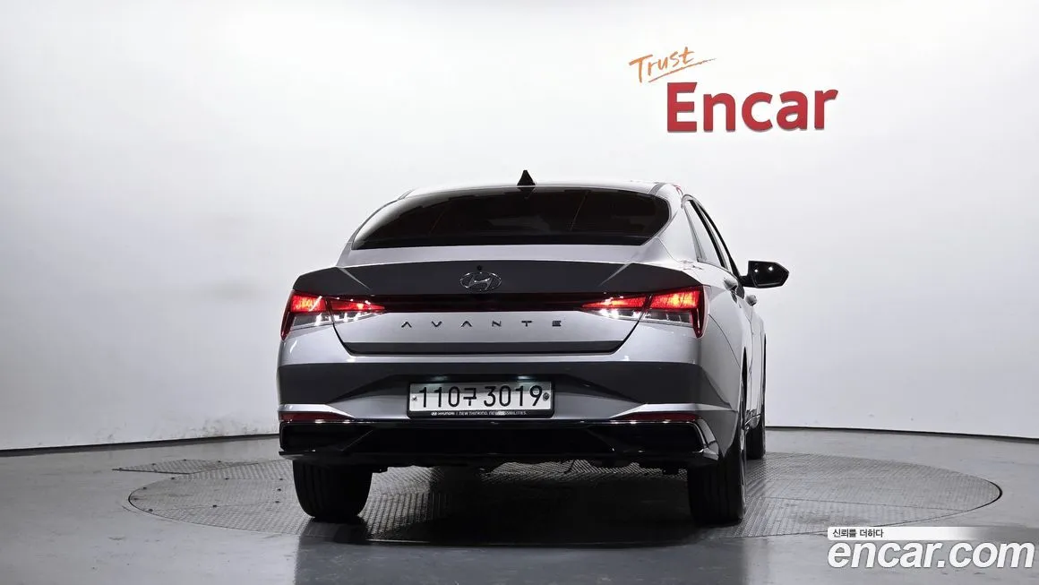 Hyundai AVANTE 2021 из KR, фото 3
