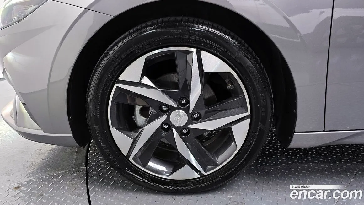 Hyundai AVANTE 2021 из KR, фото 5