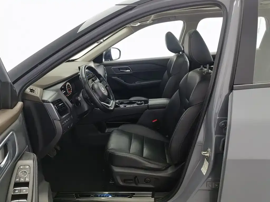Nissan X-Trail 2021 из CN, фото 2