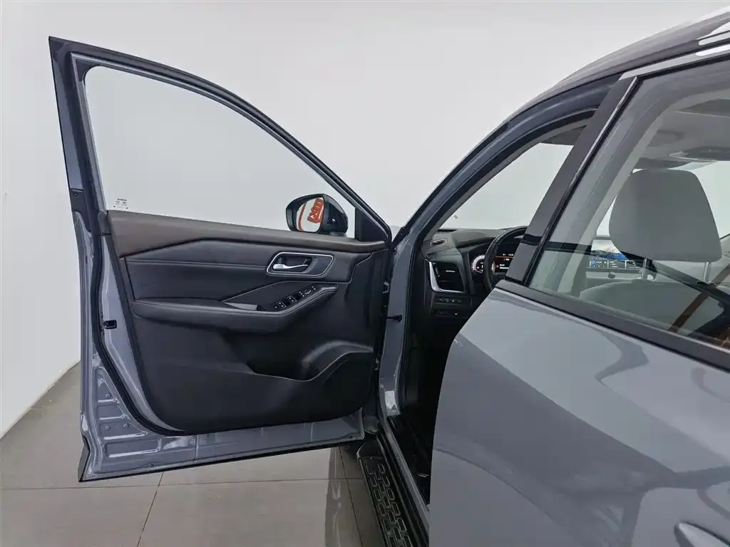 Nissan X-Trail 2021 из CN, фото 5