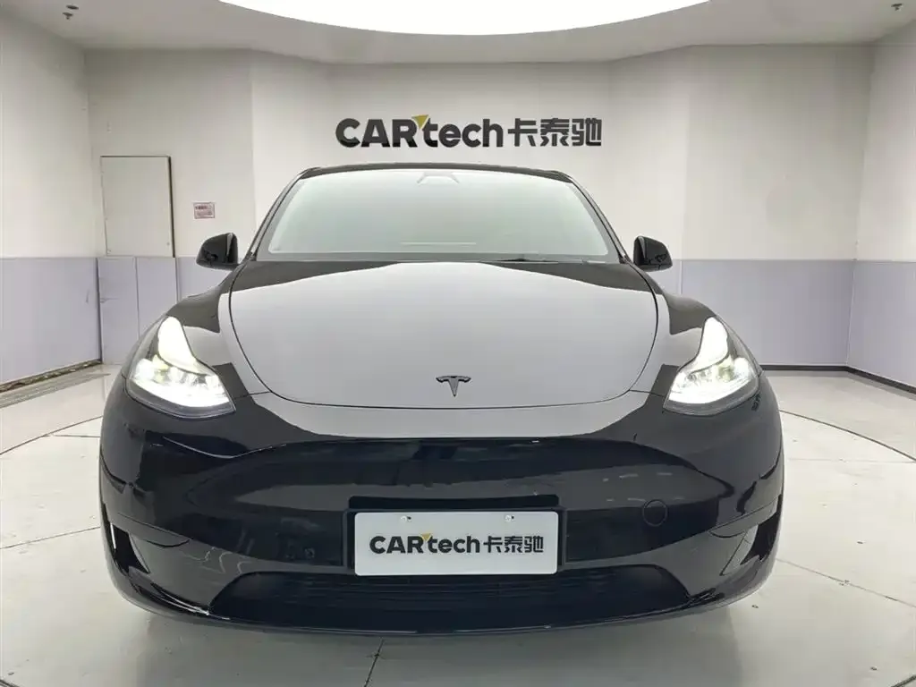 Tesla Model Y 2022 из CN, фото 3