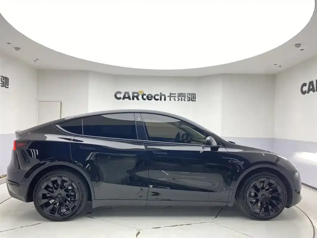 Tesla Model Y 2022 из CN, фото 5