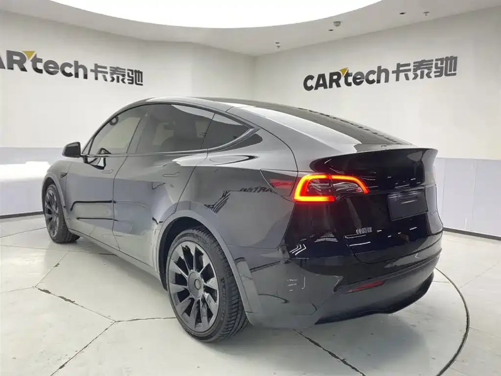 Tesla Model Y 2022 из CN, фото 7