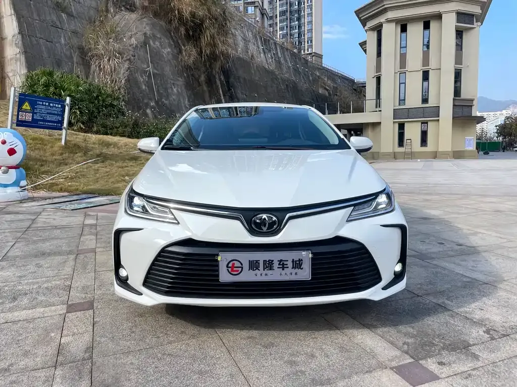 Toyota Corolla 2022 из CN, фото 10