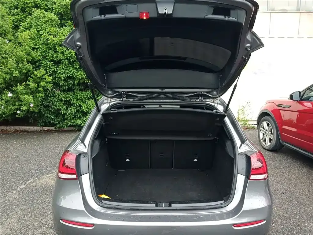 Mercedes-Benz A-Class (Import) 2021 из CN, фото 8