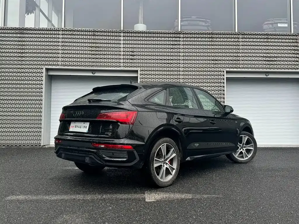 Audi Q5L Sportback 2023 из CN, фото 7
