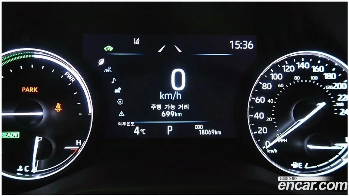 Toyota Sienna 2022 из KR, фото 2