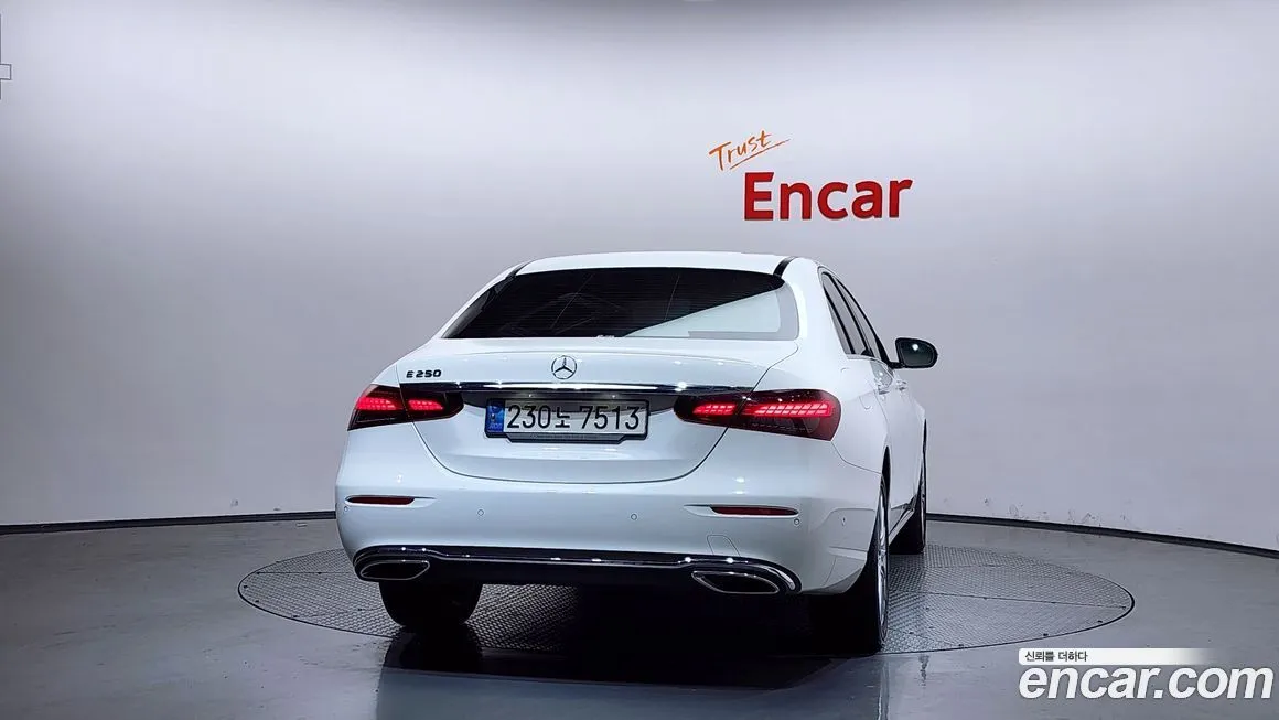 Mercedes-Benz E-Class 2022 из KR, фото 4