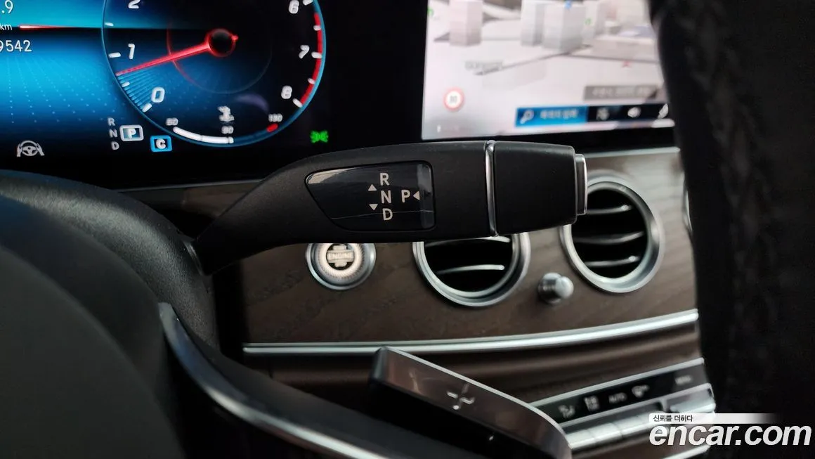 Mercedes-Benz E-Class 2022 из KR, фото 8