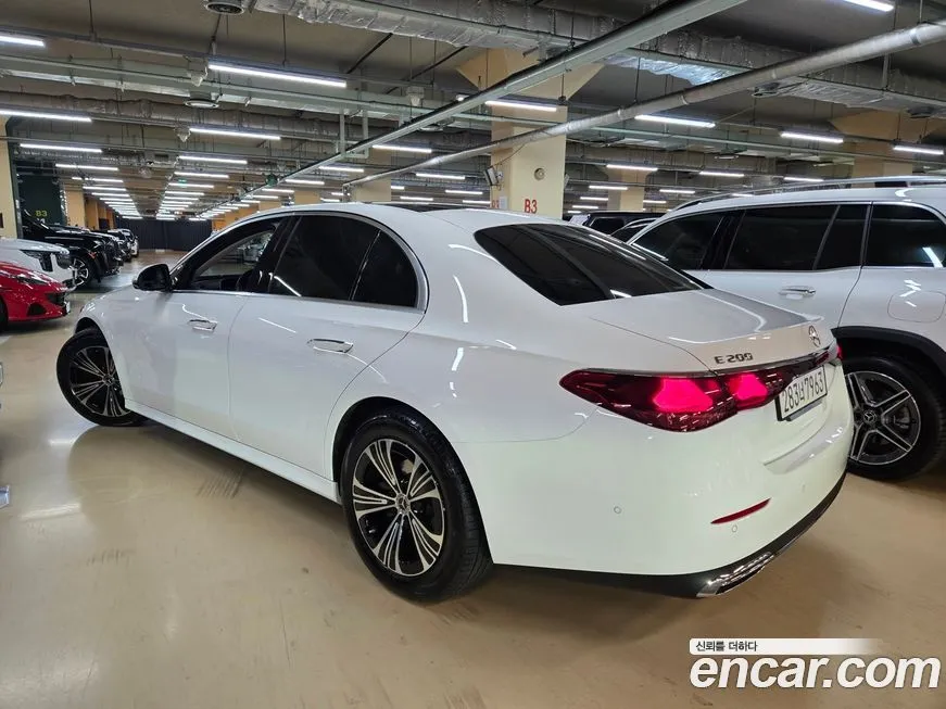 Mercedes-Benz E-Class 2025 из KR, фото 4