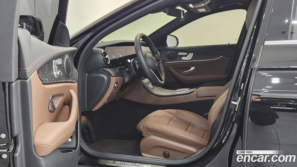 Mercedes-Benz E-Class 2023 из KR, фото 6