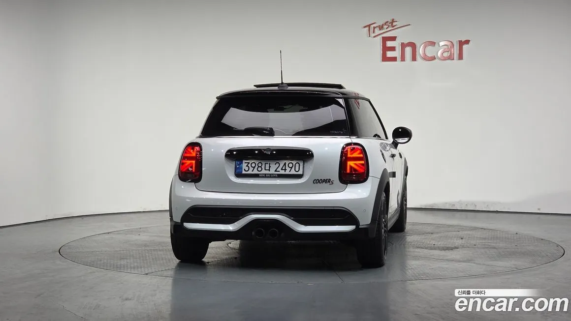Mini Cooper 2024 из KR, фото 2