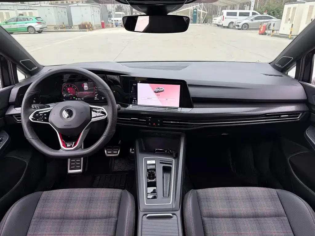 Volkswagen Golf GTI 2022 из CN, фото 4