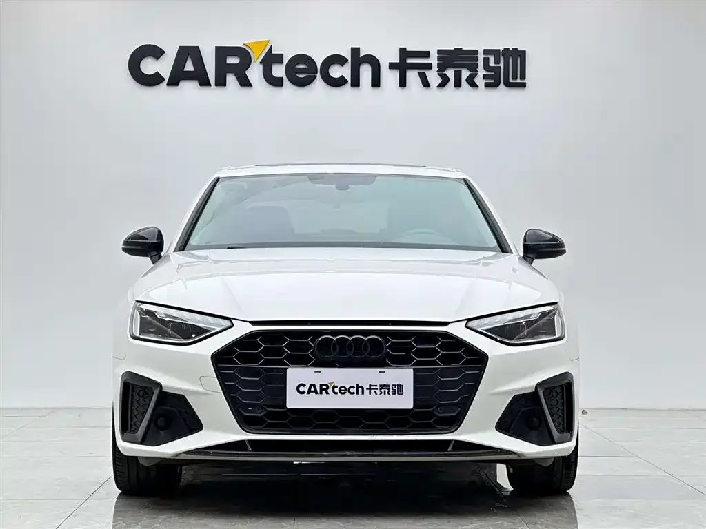 Audi A4L 2021 из CN, фото 3