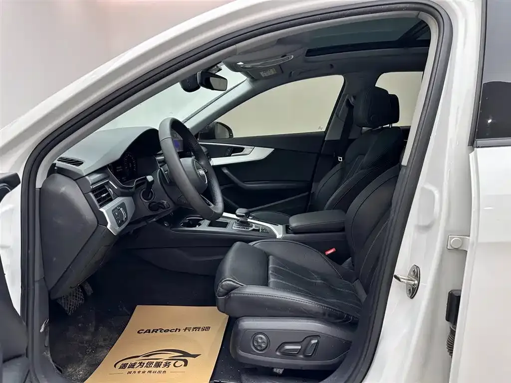 Audi A4L 2021 из CN, фото 7